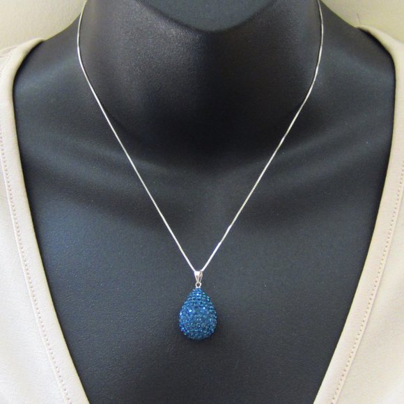 Swarovski Crystals Teardrop Pendant on a Sterling Silver Chain - Picture 4 of 13